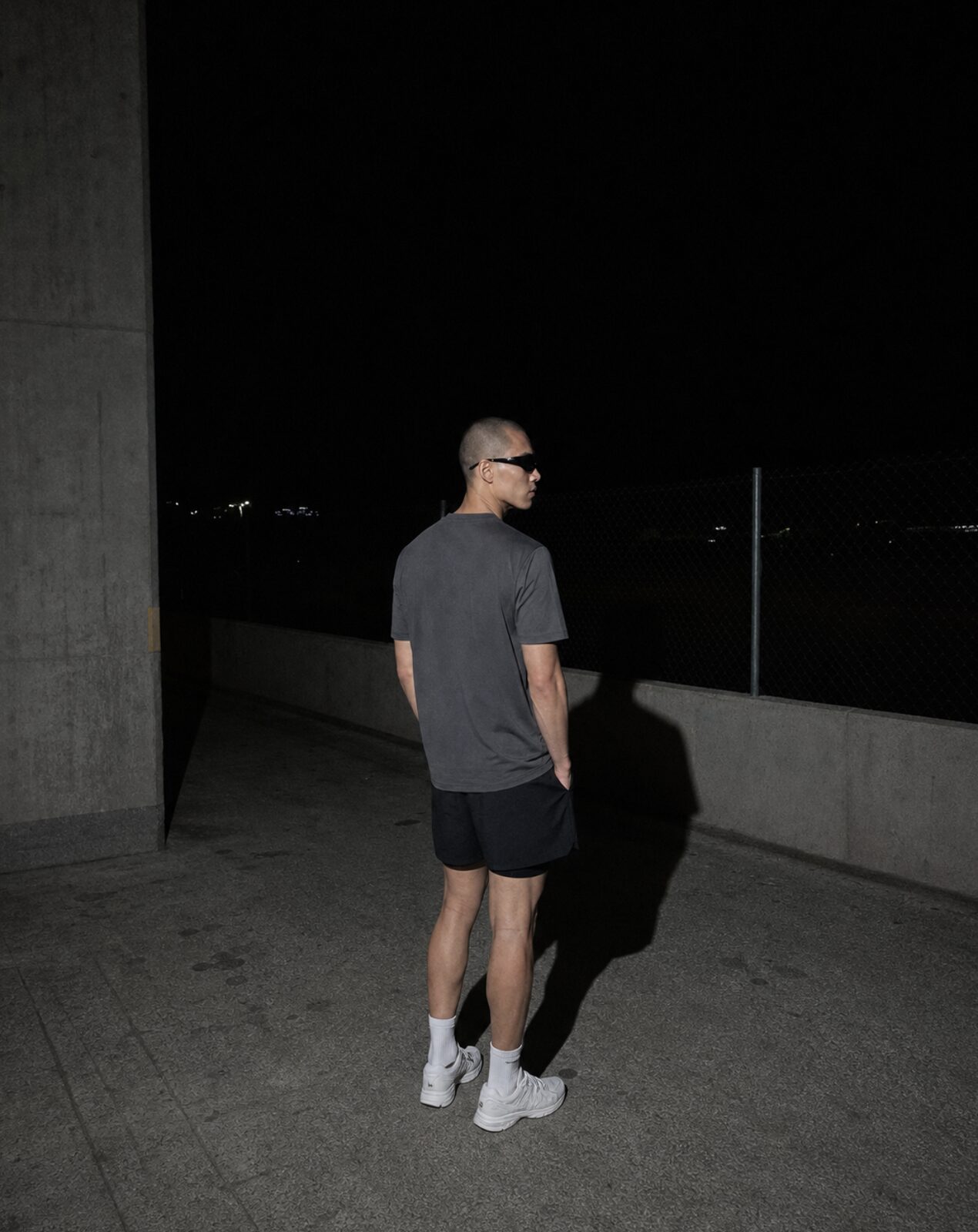 Diolo Drift Tee in ash navy — detail