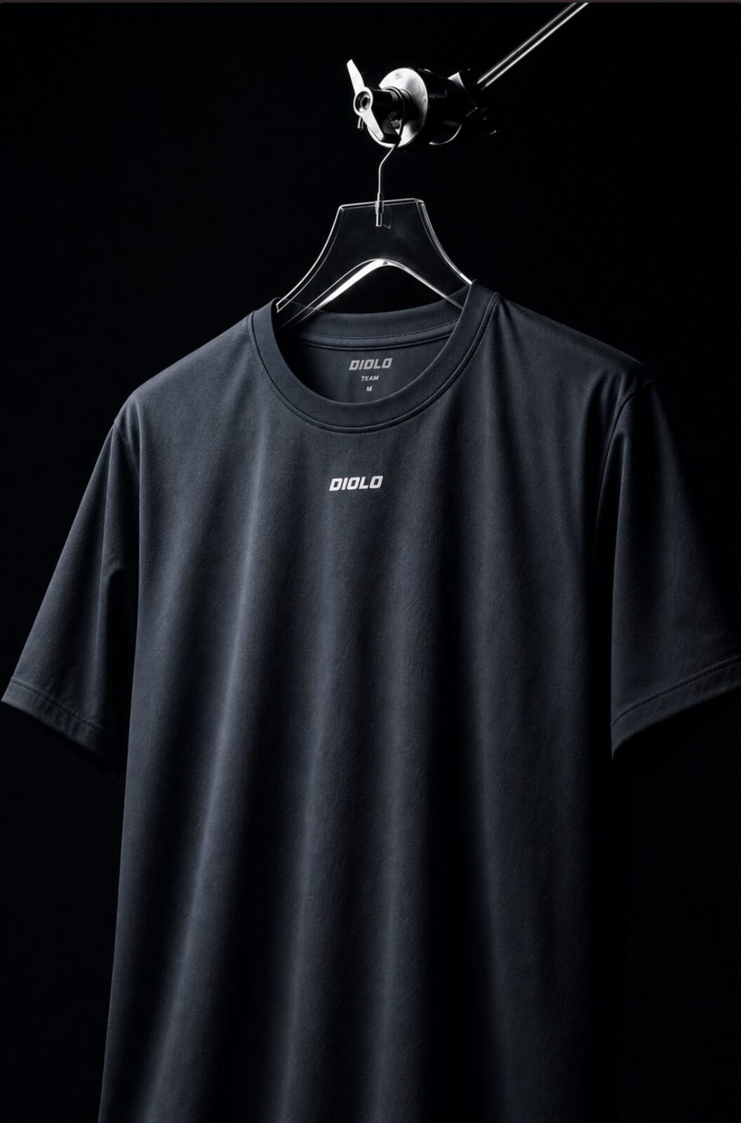 Diolo Drift Tee in ash navy — detail